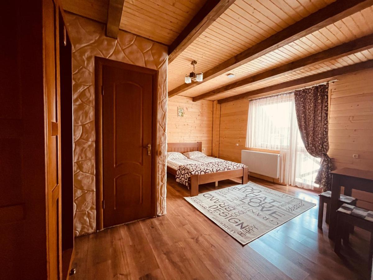 Guest House Lileya Буковель Екстер'єр фото